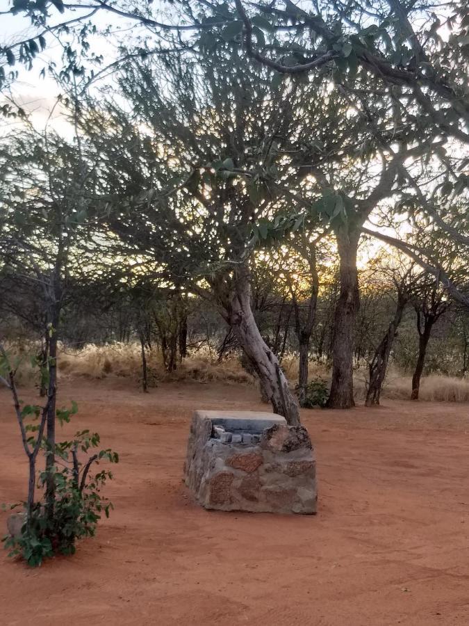 Porcupine Camp Kamanjab Hotel Exterior photo