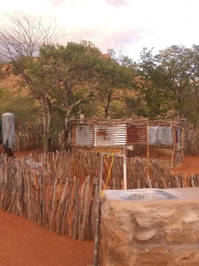 Porcupine Camp Kamanjab Hotel Exterior photo