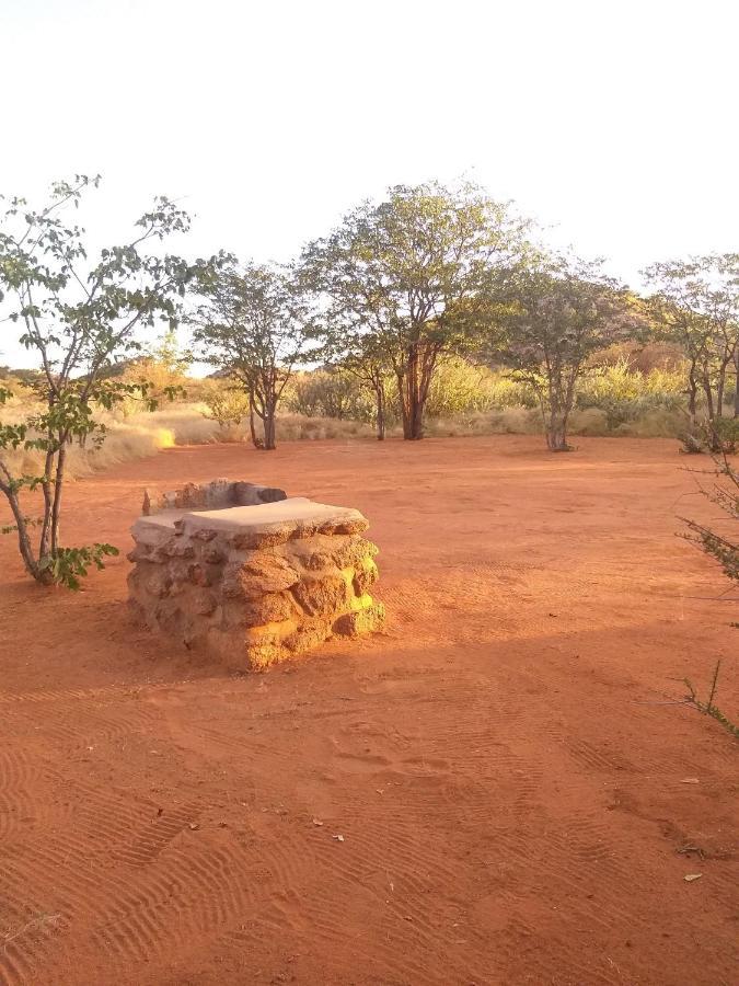 Porcupine Camp Kamanjab Hotel Exterior photo